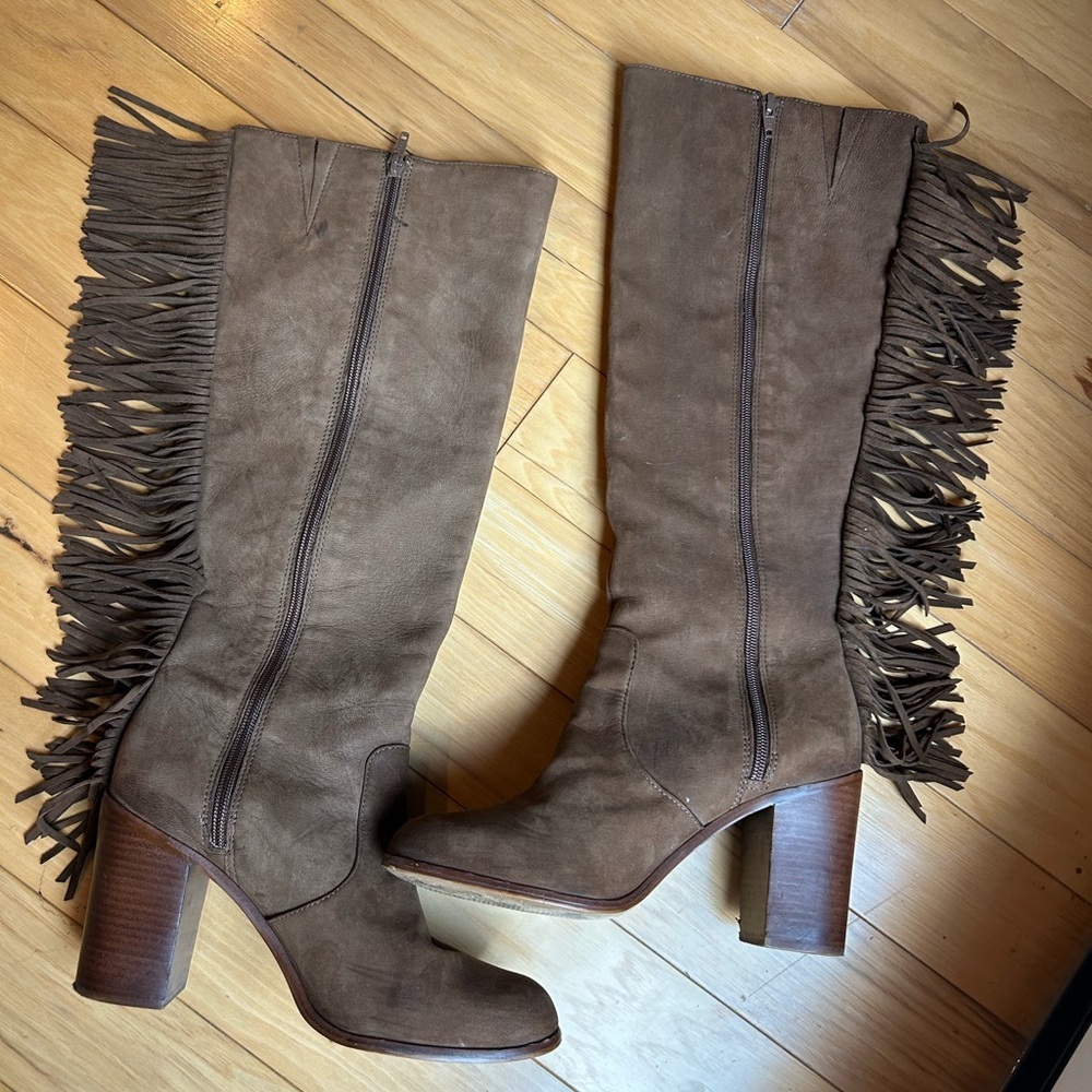 Gianni Bini Fringe Suede Knee High Boots Block Heel Zip Boho Western